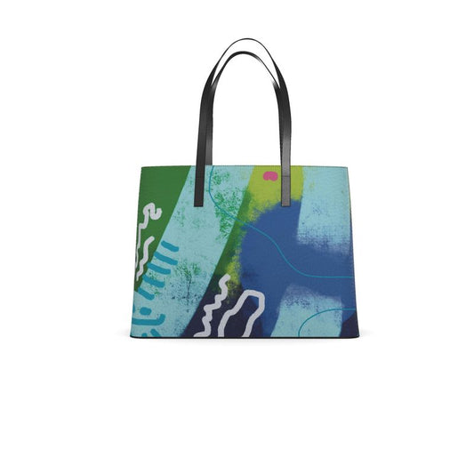 Kika Tote in “Tucuche”